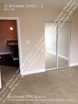 Building Photo - 32 Wyoming St