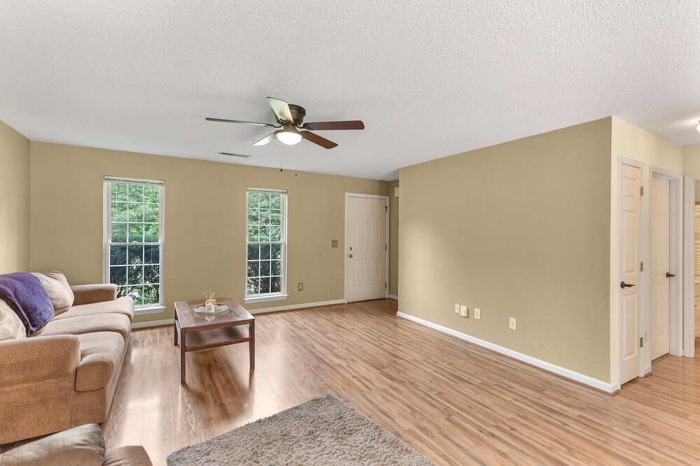 Foto principal - 405 Whispering Ln
