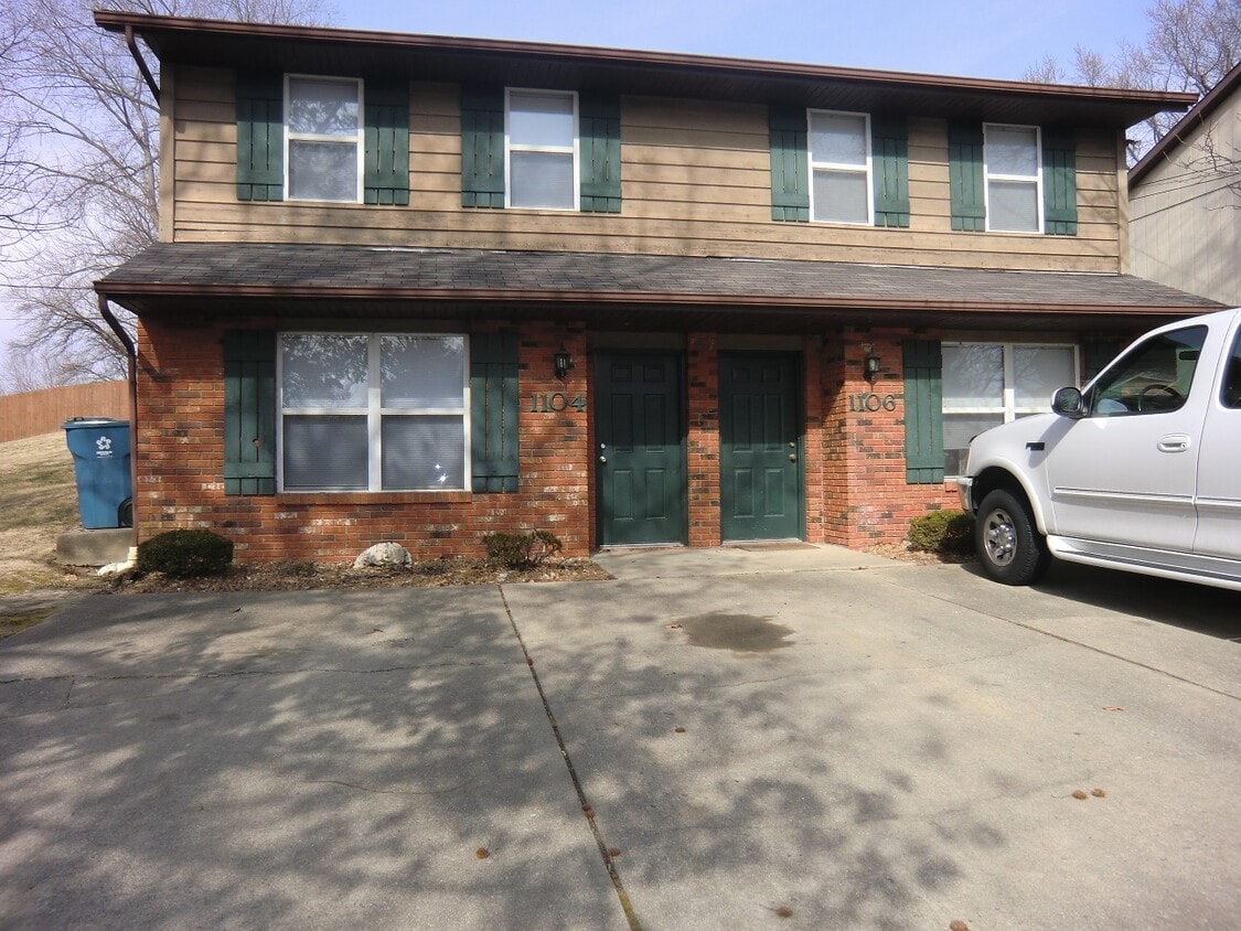 Foto principal - 1104 Roosevelt St