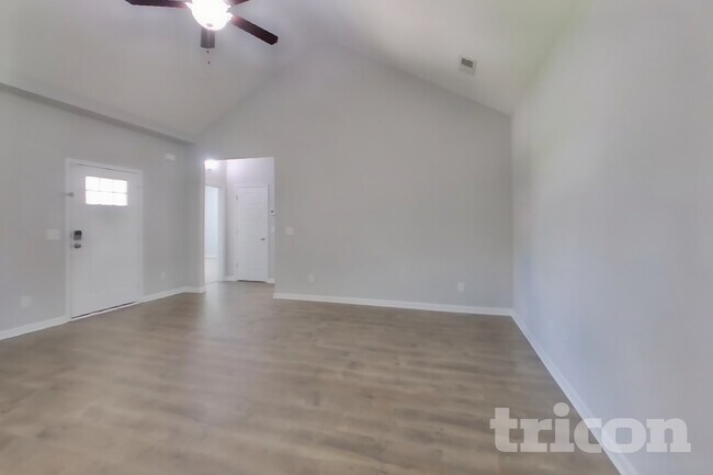 Foto del edificio - 729 W Coker Way