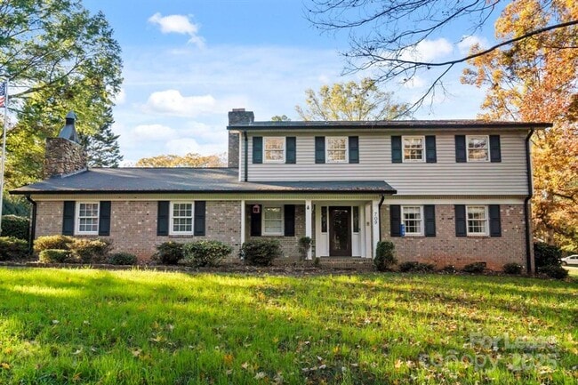 4 Bedroom 2.5 Bath Home In Conover! Tours available starting March 1st! - 4 Bedroom 2.5 Bath Home In Conover! Tours available starting March 1st!