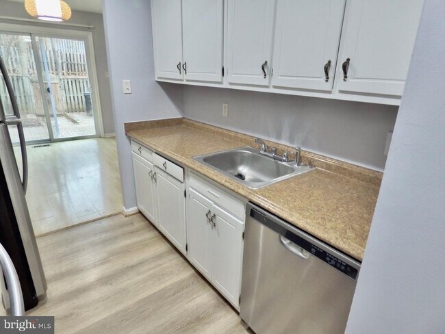 Foto del edificio - 2975 Cashel Ln