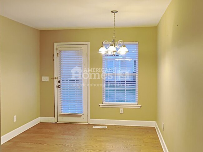 Foto del edificio - 7208 Wiley Circle