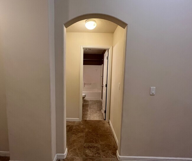 Building Photo - 4914 Cider Mill Pl