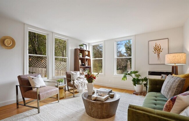 Foto del edificio - 2049 Golden Gate Ave