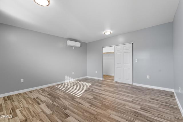Foto del edificio - 421 E Colden Ave