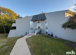 Building Photo - 2626 W Willowlake Dr