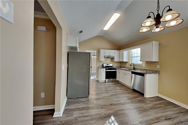 Foto del edificio - 7000 Greenfield Ln