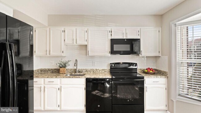 Building Photo - 14258 Heritage Crossing Ln