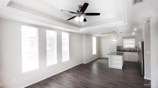 Foto del edificio - 13 Cathedral Hl