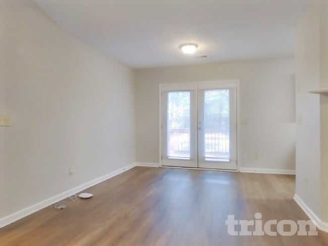 Foto del edificio - 14 Iron Spot Cir