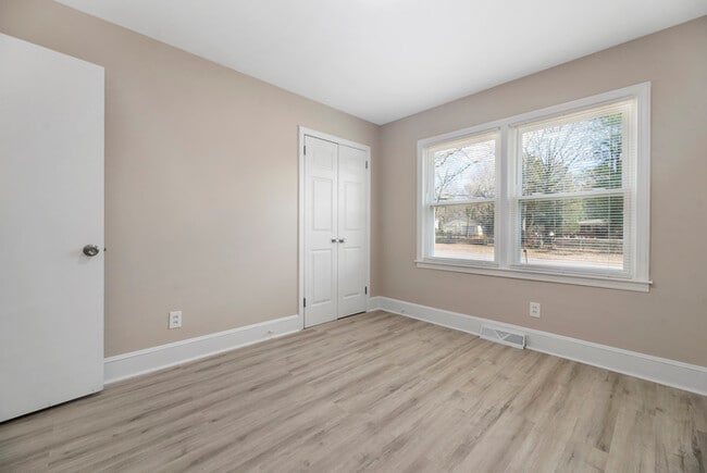 Foto del edificio - 1538 Thriftwood Dr