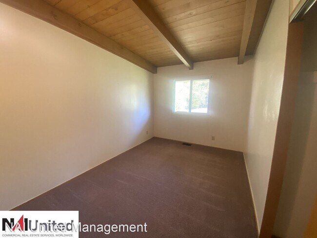 Foto del edificio - 3 br, 1 bath House - 2815 Meek