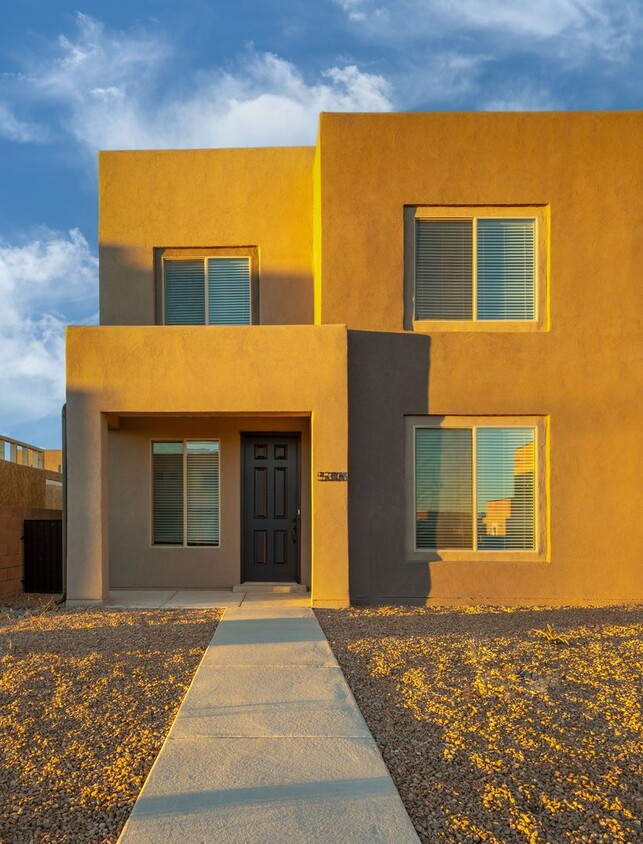 Primary Photo - Brand New Pulte Townhome Available Now!!!