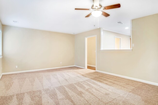 Building Photo - 4649 Big Valley Ct