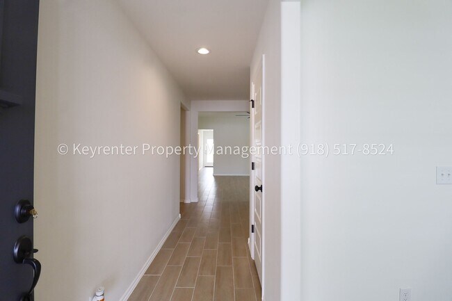 Foto del edificio - 3 Bed | 2 Bath in Owasso!