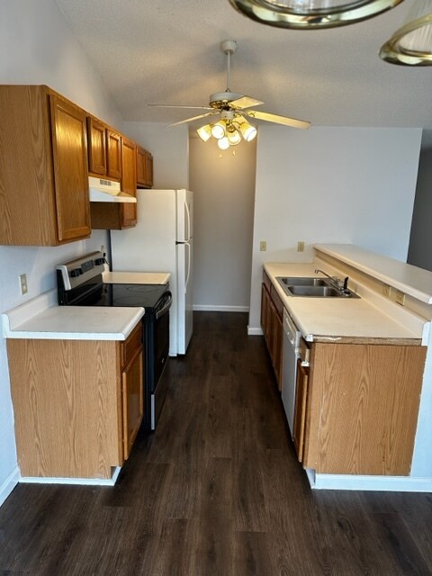 Building Photo - 119 Rockyreef Cir