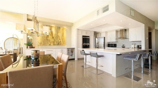 Foto del edificio - 2 br, 2 bath  - 899 Island Dr Apt 411
