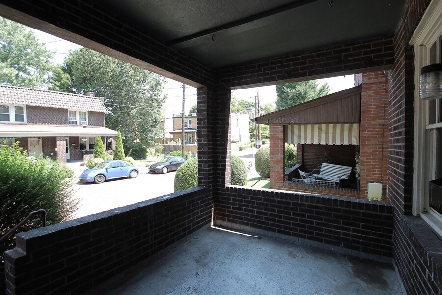 Primary Photo - 326 Whitney Ave