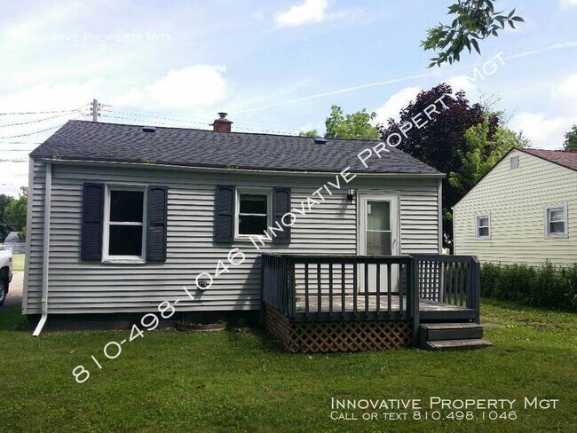 Building Photo - 2156 E Parkwood Ave