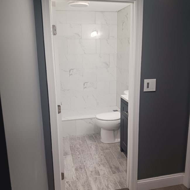 Building Photo - 132 Tiffany St