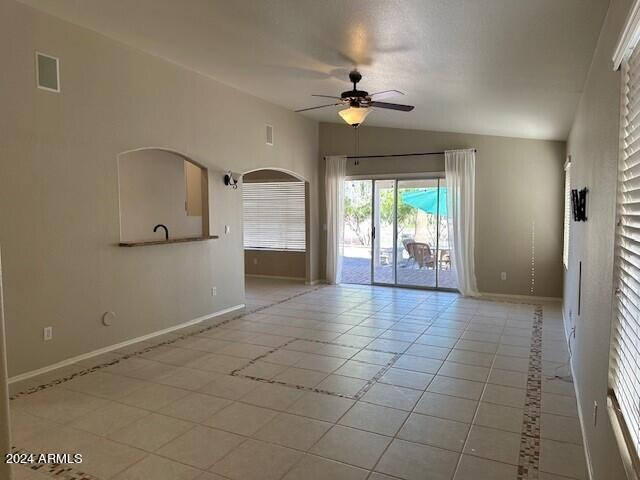 Building Photo - 1370 E Butler Cir