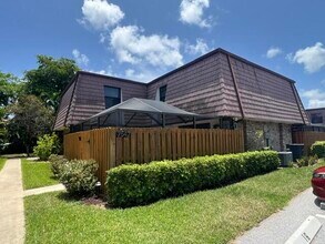 Building Photo - 20841 FL-7