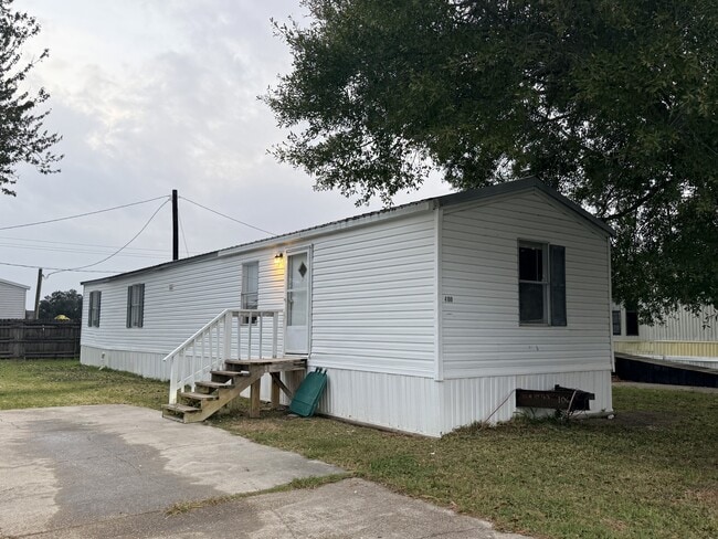 Building Photo - 4100 Sherry St