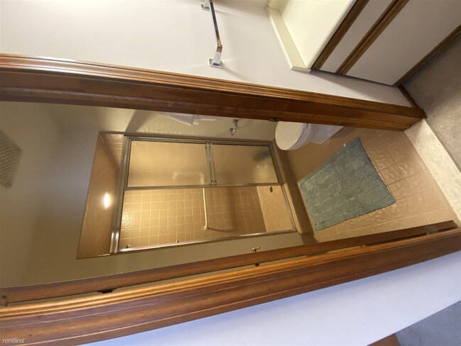 Foto del edificio - 2 br, 2 bath Condo - 604 Millard Ave