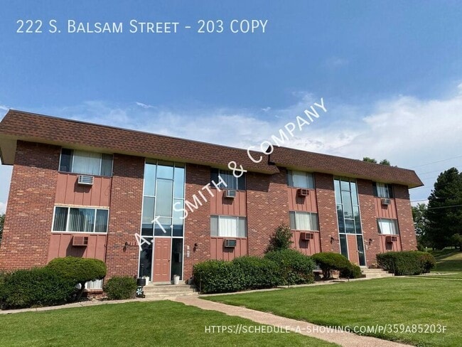 Photo - 222 S Balsam St Apartment