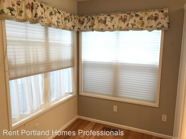 Building Photo - 2 br, 2.5 bath House - 14850 SW Osprey Court