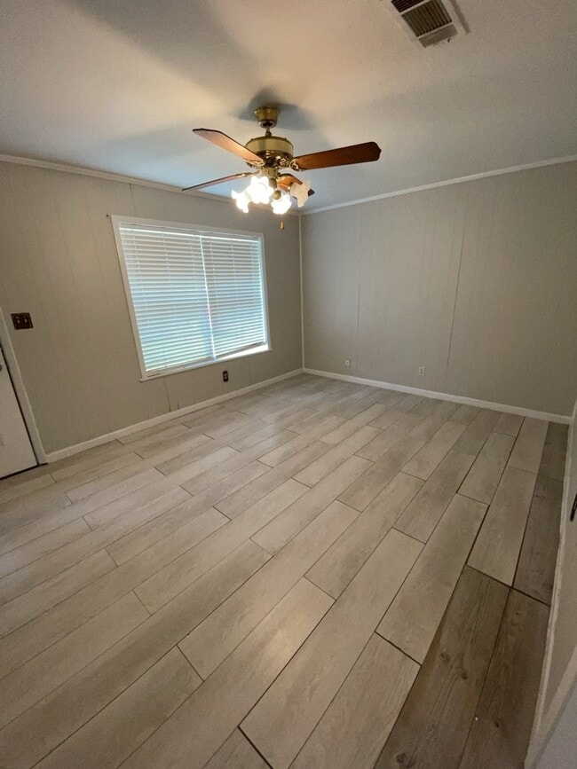 Photo - 1160 Maria Dr House