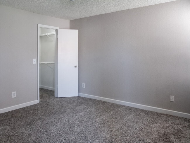 Building Photo - Tivoli Park