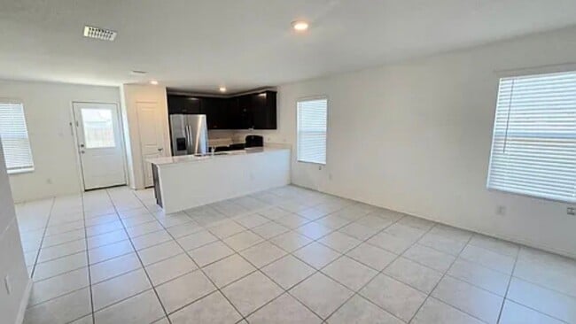 Building Photo - 2600 Turtle Dove Dr
