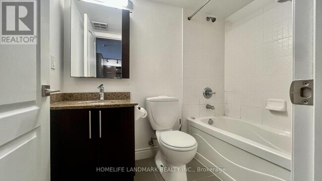 Photo du bâtiment - H-60 S Town Centre Blvd