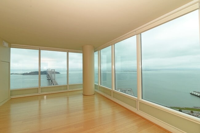 Photo - 425 1st St Apartment