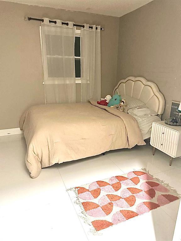 Foto del edificio - 5480 Lake Jessamine Dr