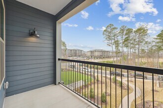 Building Photo - Forayna Davis Park