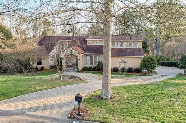 Foto del edificio - 4474 Cove Island Dr NE