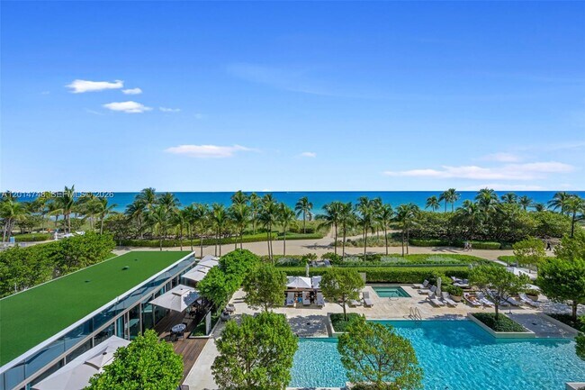 Foto del edificio - 10203 Collins Ave