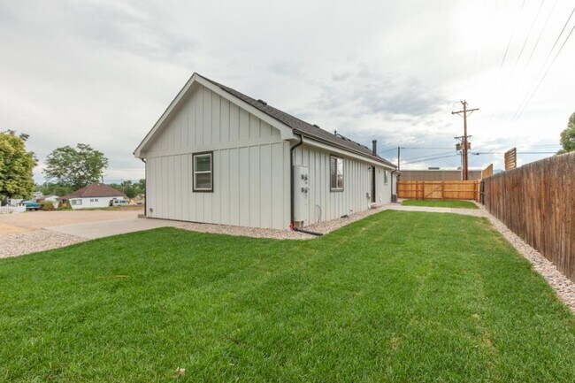 Foto del edificio - 260 S Cleveland Ave