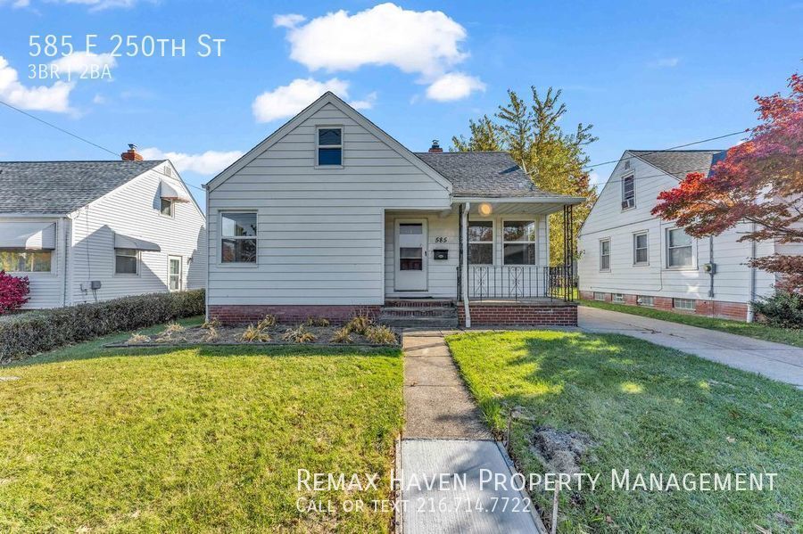 Primary Photo - 585 E 250, Euclid - Spacious 3 bedrooms 1....