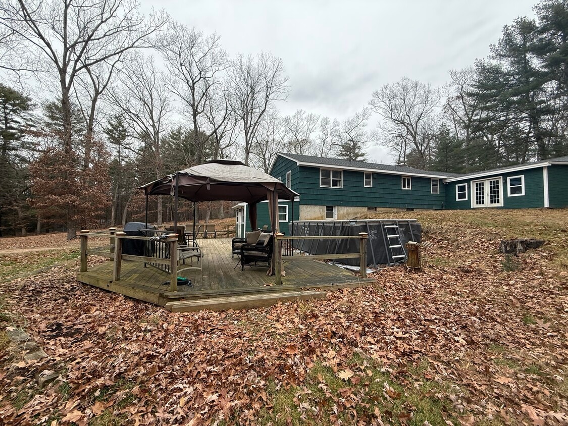 Foto del edificio - 39 Navratil Rd