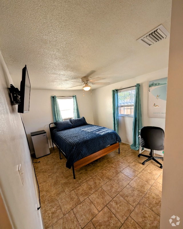 Building Photo - 411 Marjon Ave