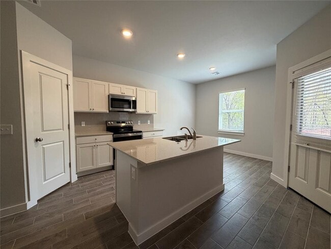 Foto del edificio - 17310 Lantana Loop