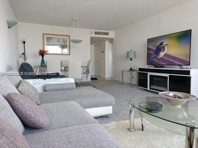 Foto del edificio - 3180 S Ocean Dr