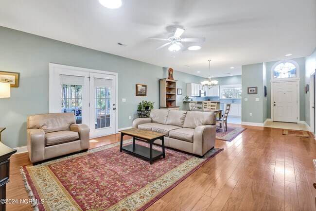 Foto del edificio - 816 Greystone Ct