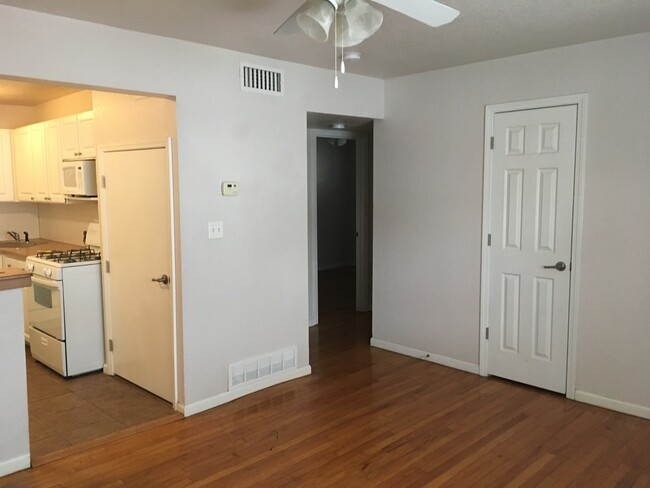 Interior Photo - Rollins Place