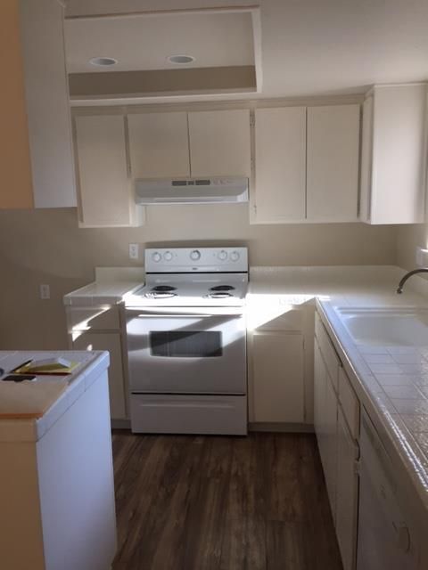 Building Photo - 1440 Briarwood Way