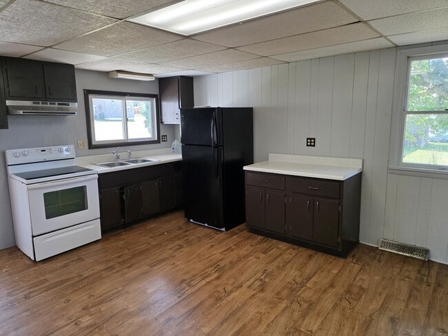 Foto del edificio - 79 Ridge Ave